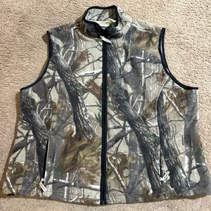 Gander Mountain Men's Fleece Lined Camo Vest Size 2XL Real Tree Hunting Full Zip